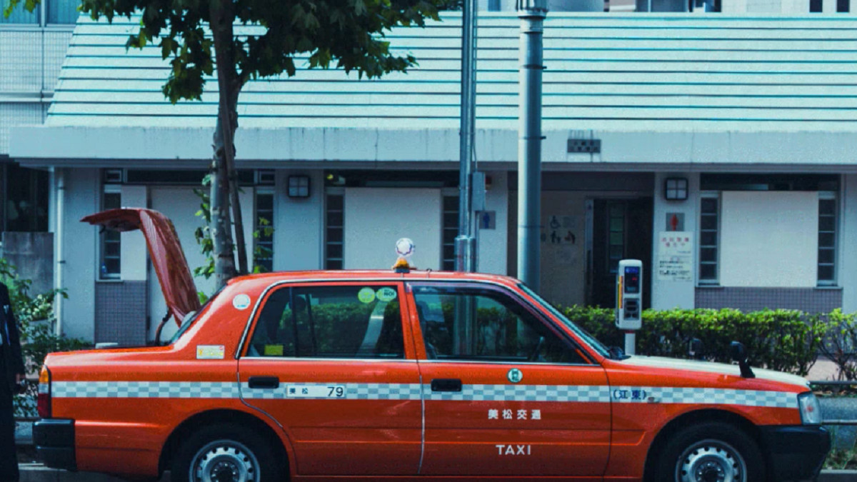 Яскраві таксі Японії - фото 1