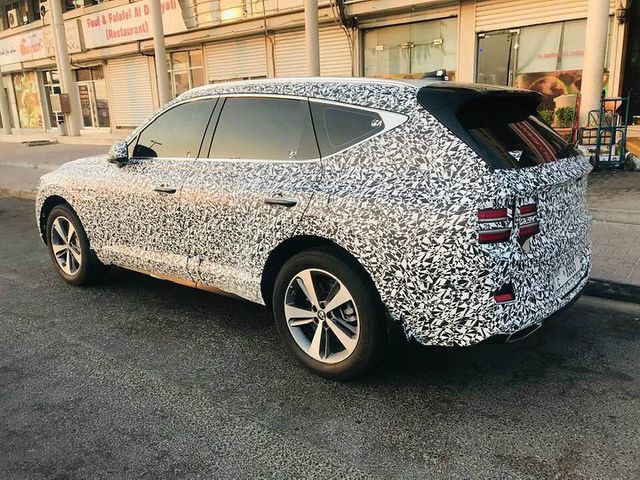 У мережі розсекретили дизайн інтер'єру кросовера Genesis - фото 359036