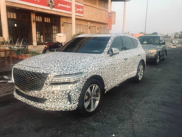 У мережі розсекретили дизайн інтер'єру кросовера Genesis - фото 359040