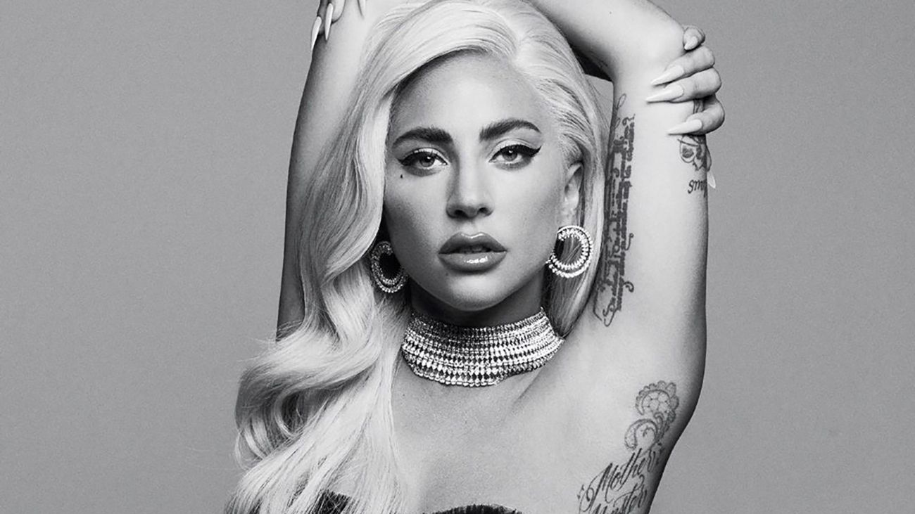 Lady Gaga розсекретила назву нового альбому: до чого тут співачка Адель