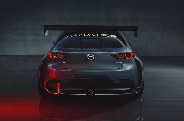 Mazda3 перетворили на дуже крутий спорткар - фото 359107