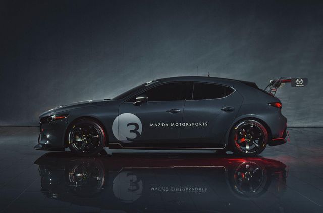 Mazda3 перетворили на дуже крутий спорткар - фото 359108