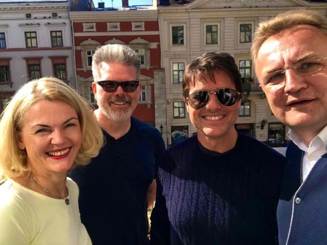 Як Том Круз гостював у Львові і куди він вирушить далі: фото - фото 359136