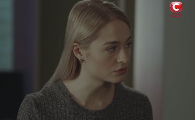 Карина підсунула Михайлу підробки - фото 359154