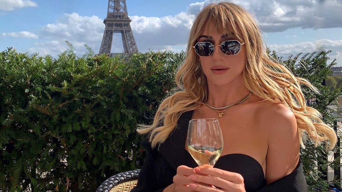 Леся Нікітюк звела з розуму мережу зухвалим образом у панчохах