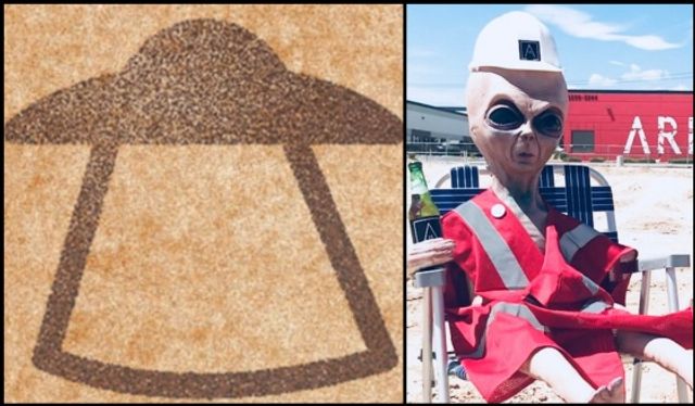 Художник перетворив сучасні меми в живопис Стародавнього Єгипту - фото 359210