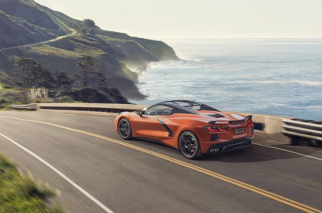 Компанія Chevrolet представила родстер Corvette Stingray - фото 359297