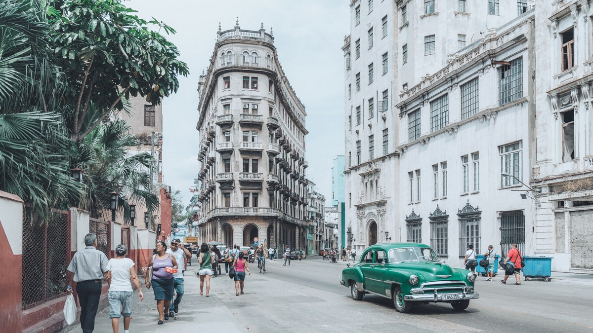 Незвичайні фото вулиць Куби - фото 1
