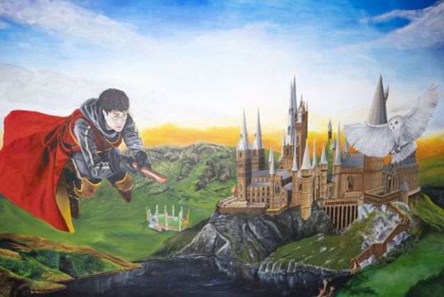 Художниця перетворює кімнату дочки на справжній Гогвортс - фото 359593