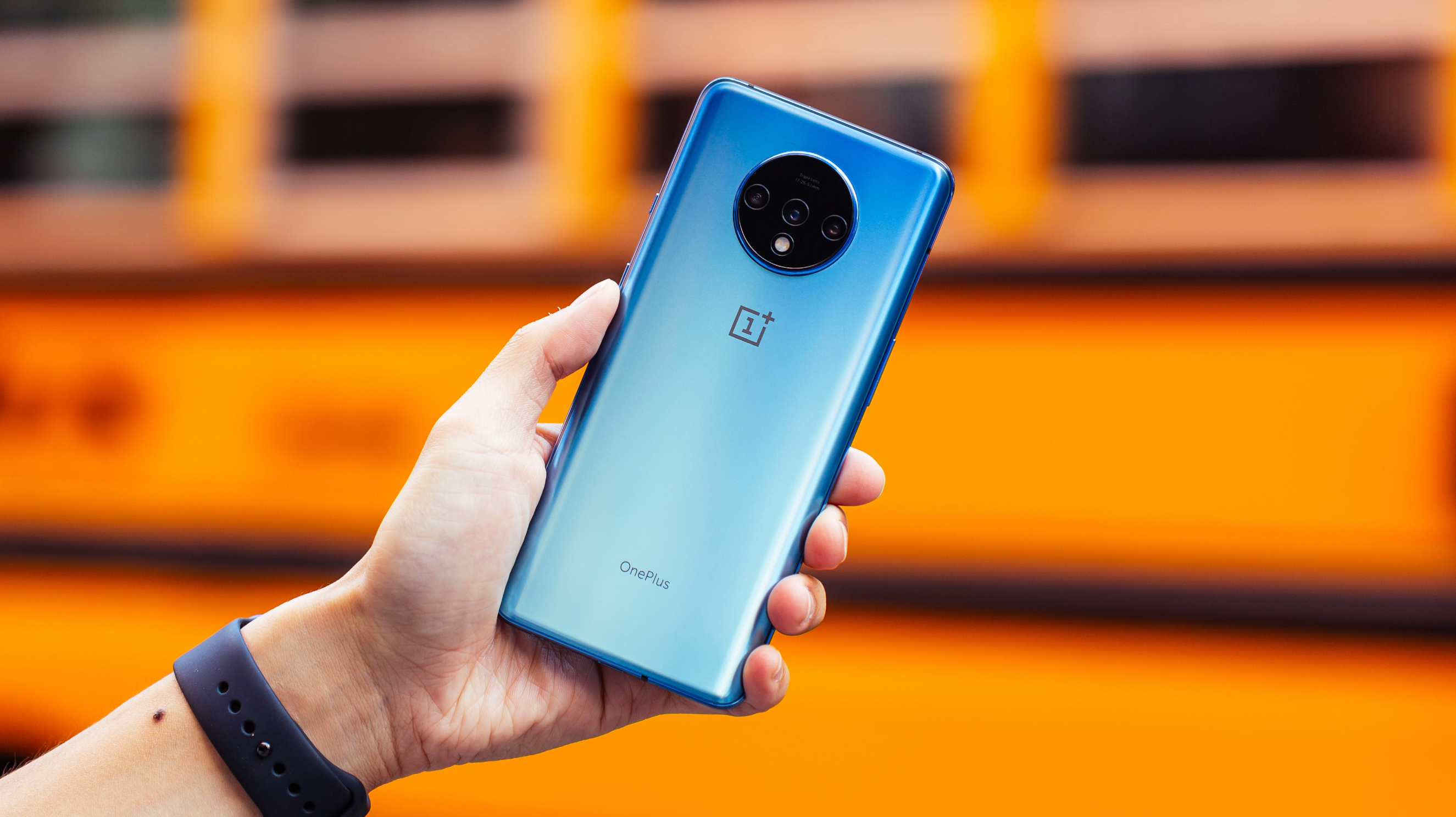 Як працює швидка зарядка в смартфоні OnePlus 7T