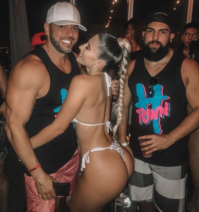 Дівчина тижня: гаряча модель та секс-бомба Instagram Ізабелла Бушемі (18+) - фото 359932