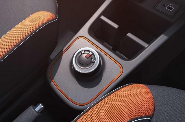 Renault кардинально оновила свій найдешевший позашляховик - фото 359981