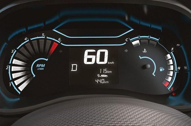 Renault кардинально оновила свій найдешевший позашляховик - фото 359982