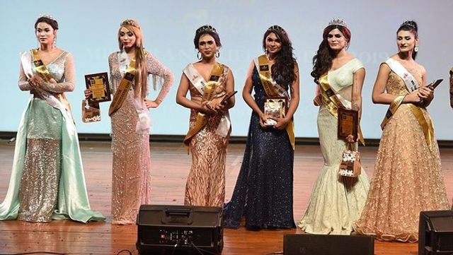 В Індії коронували Міс Транс-Королеву: фото переможниці - фото 360204
