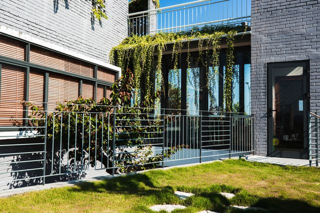 У В'єтнамі створили ідеальний дім, де кожен з сім'ї живе окремо - фото 360487