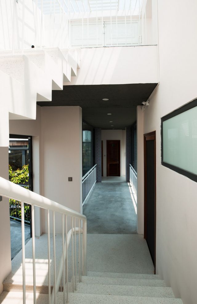 У В'єтнамі створили ідеальний дім, де кожен з сім'ї живе окремо - фото 360491