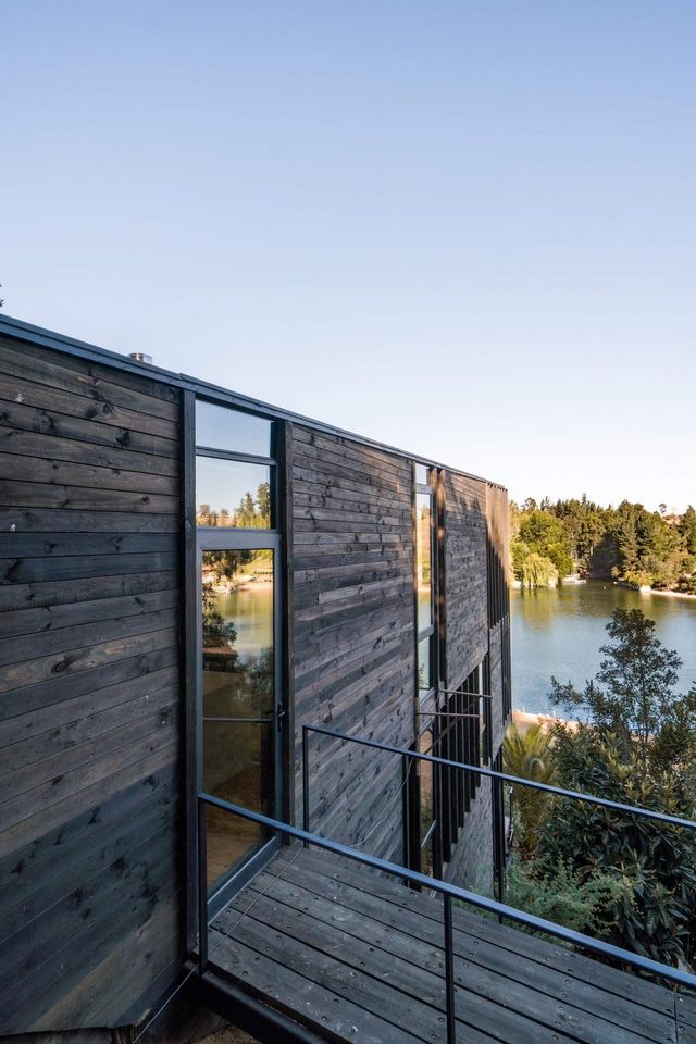 Як виглядає ідеальний дім біля озера в Чилі: фото - фото 360752