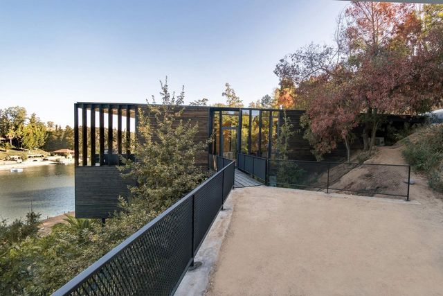 Як виглядає ідеальний дім біля озера в Чилі: фото - фото 360754