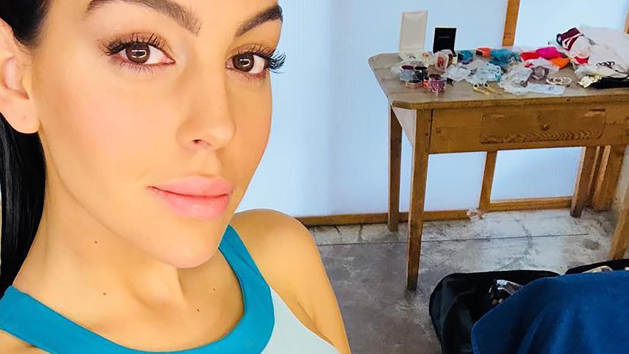 Кохана Роналду похизувалася пишними формами