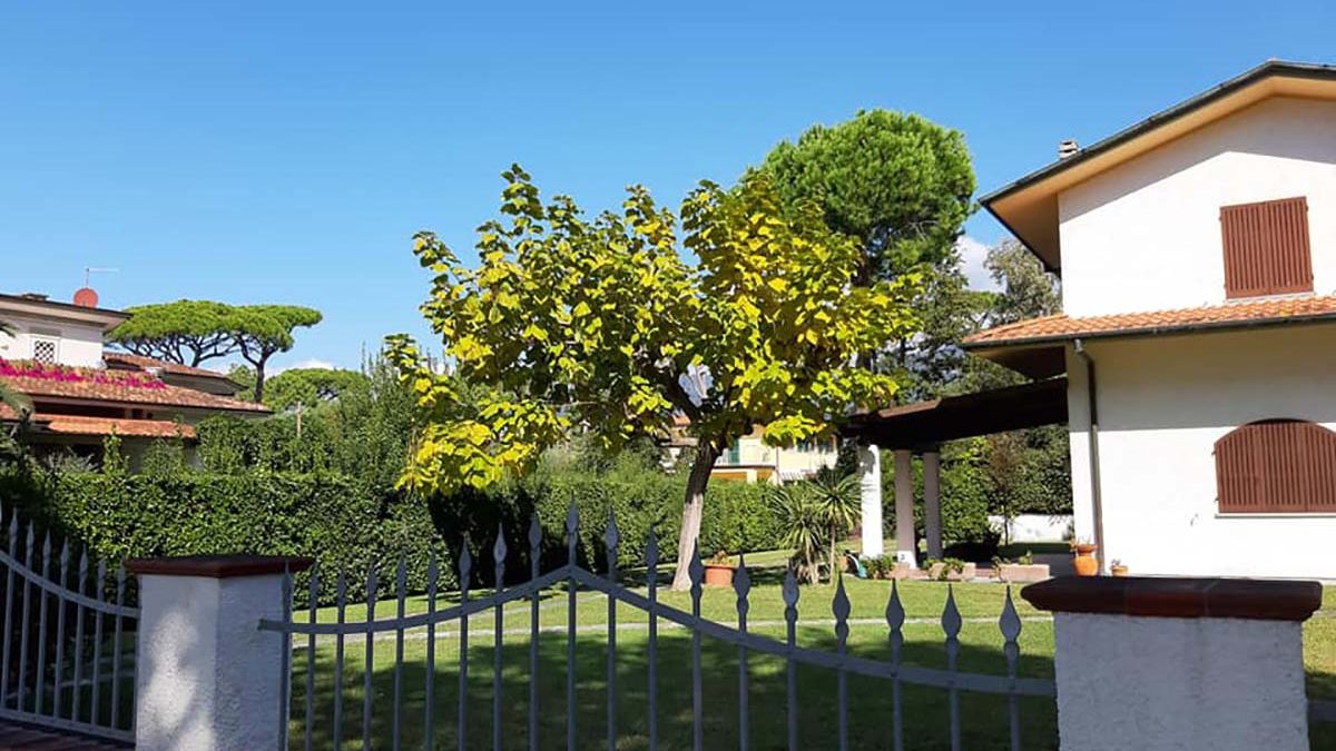 У мережі показали, як виглядає вілла Зеленського в Італії