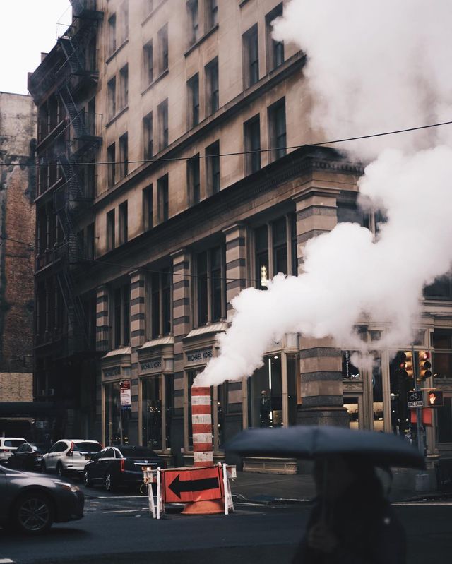 Ось чому варто мандрувати: яскраві фото барменки з Аргентини - фото 361249