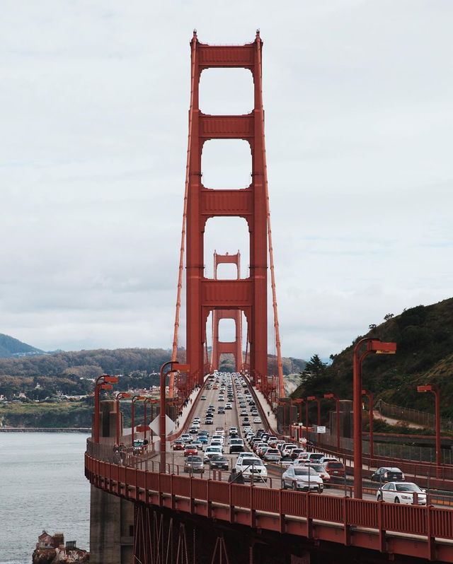 Ось чому варто мандрувати: яскраві фото барменки з Аргентини - фото 361252