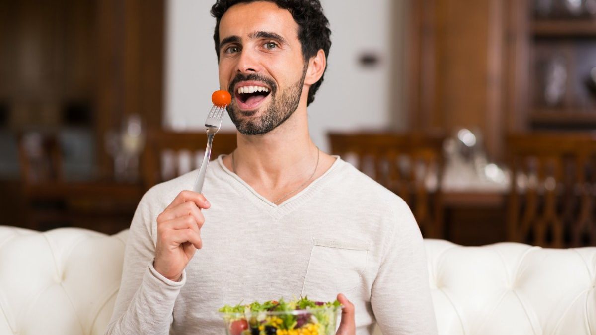 Науковці рекомендують чоловікам їсти томати - фото 1