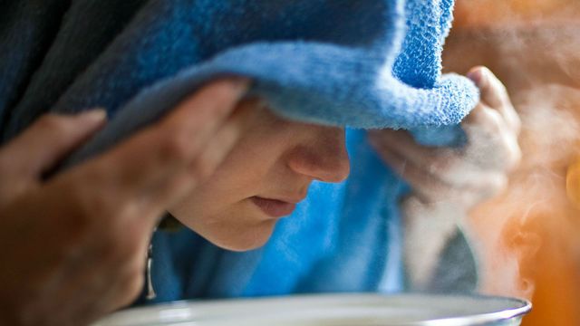 Дихати над картоплею небезпечно для слизової - фото 361304