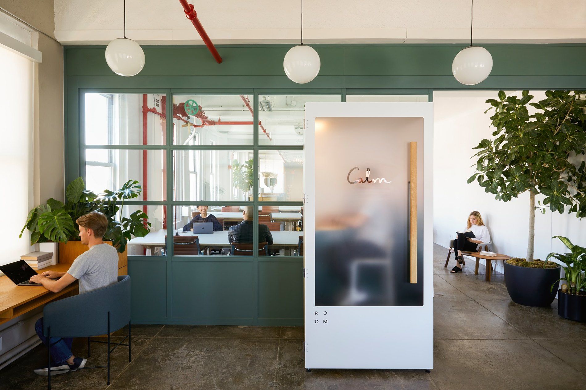 Американський стартап створив "кабінку спокою" для офісних працівників