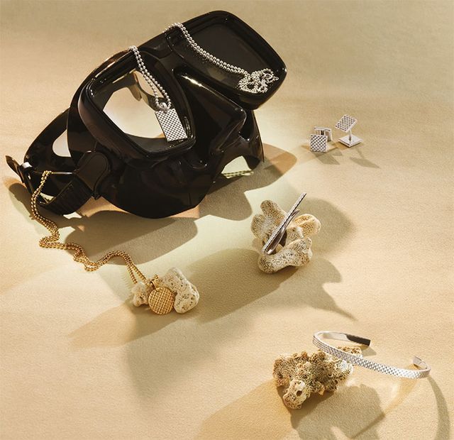 Tiffany & Co випустила першу чоловічу колекцію: у ній не лише прикраси - фото 362154