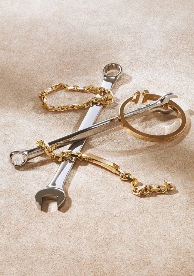 Tiffany & Co випустила першу чоловічу колекцію: у ній не лише прикраси - фото 362165