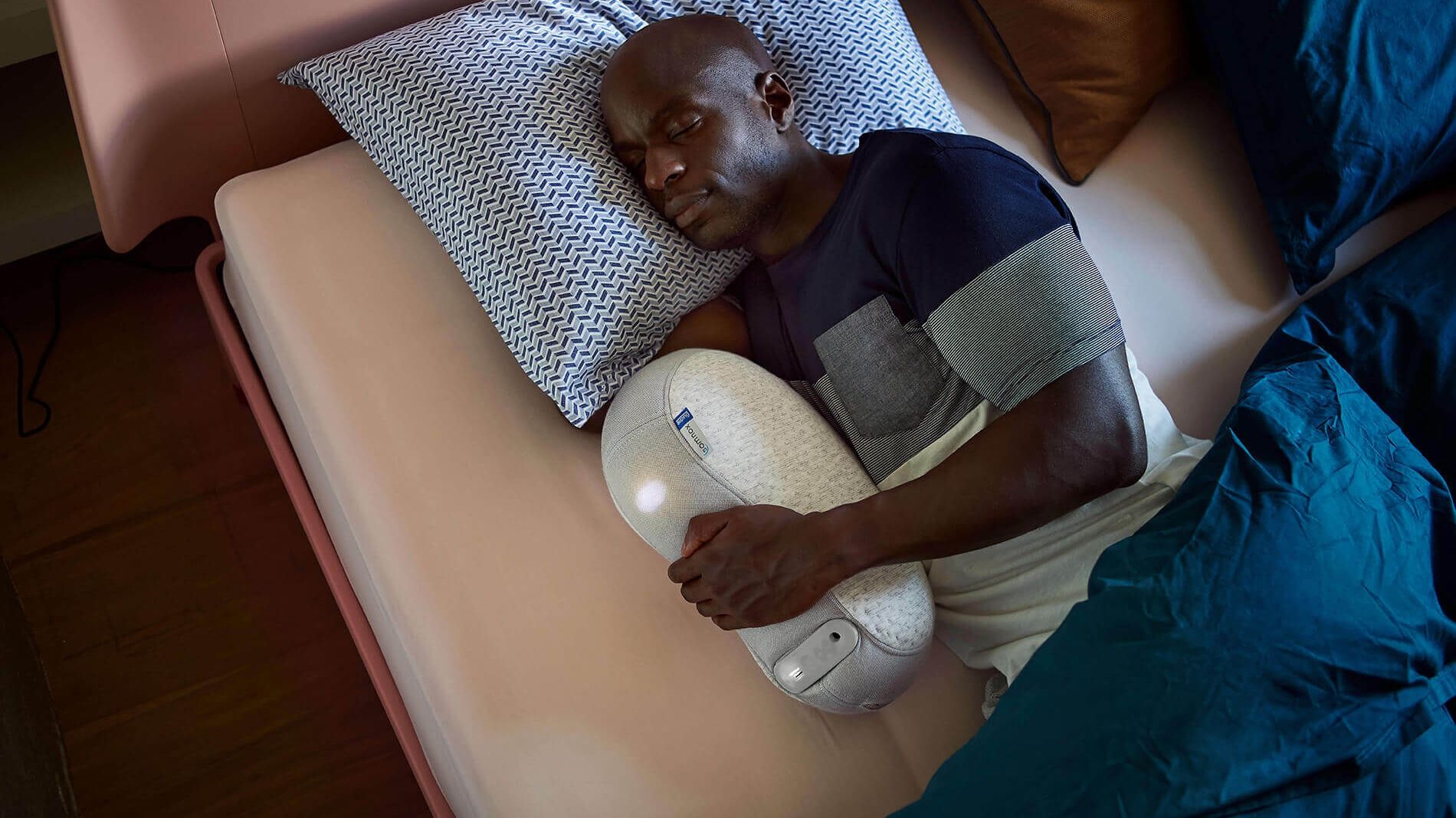 Подушка Somnox допомагає заснути - фото 1