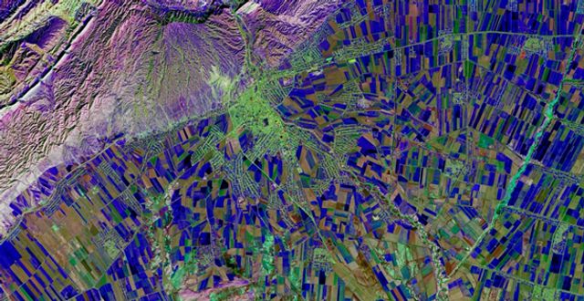 NASA показало, як виглядає Земля в інфрачервоному кольорі - фото 362303