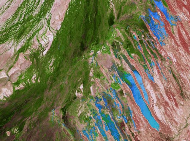 NASA показало, як виглядає Земля в інфрачервоному кольорі - фото 362304