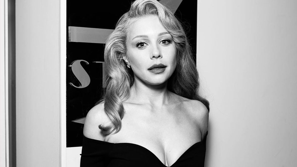 Тіна Кароль розбурхала шанувальників пишним бюстом