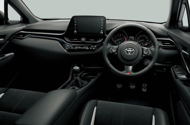 Кросовер Toyota C-HR отримав спортивну версію - фото 362329