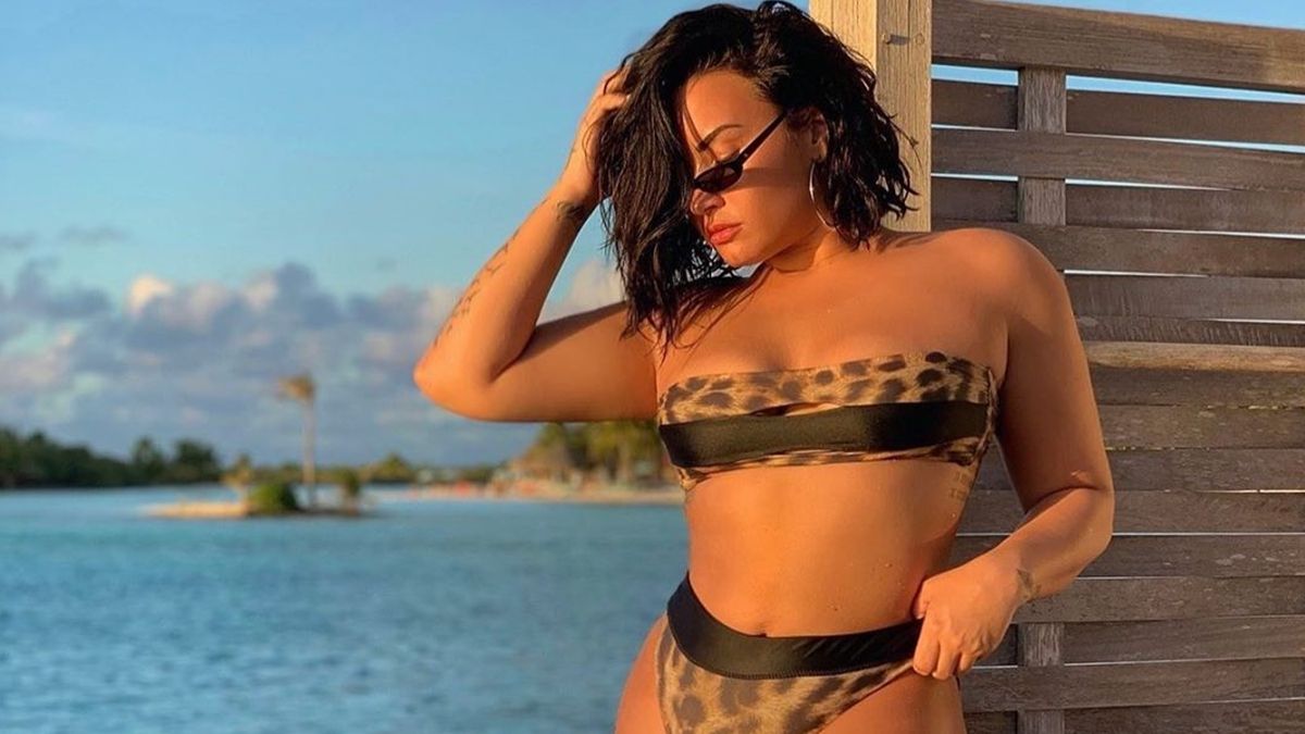 Хакери опублікували голі фото співачки Демі Ловато (18+)