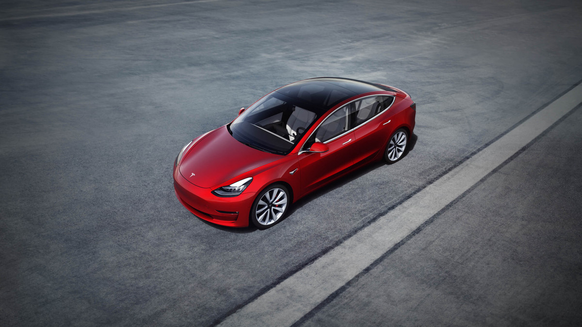 Tesla Model 3 назвали найбезпечнішим електрокаром на ринку - фото 1