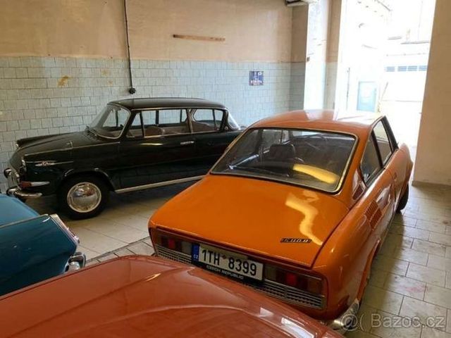 У мережі показали колекцію раритетних автомобілів Skoda - фото 362857