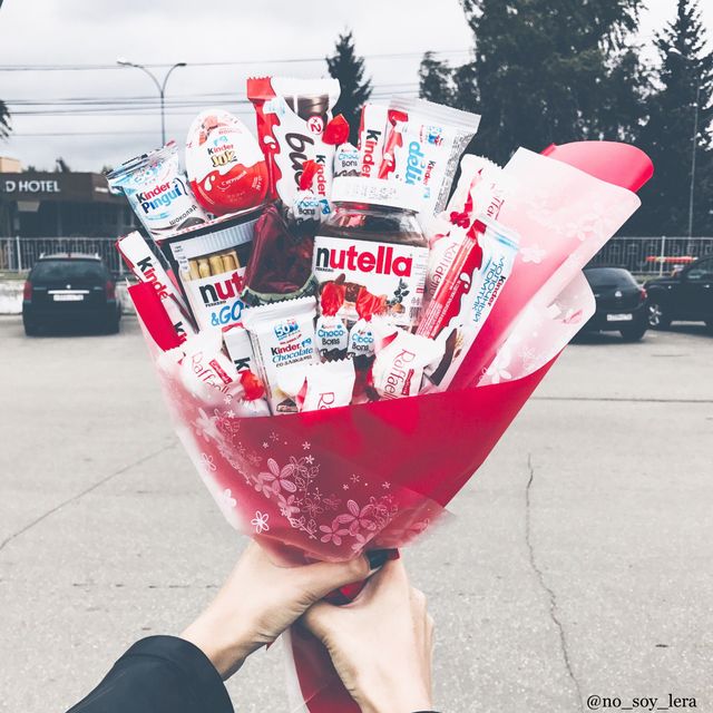 Ці фото в соцмережах вказують на низьку самооцінку - фото 363183