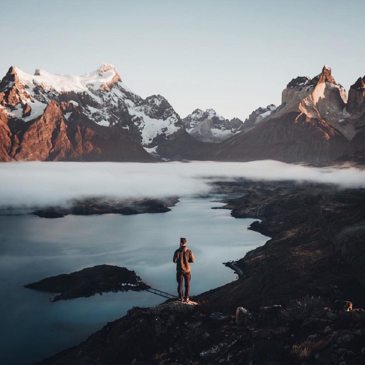 Німецький блогер підкорює мереж своїм мандрівками: фото