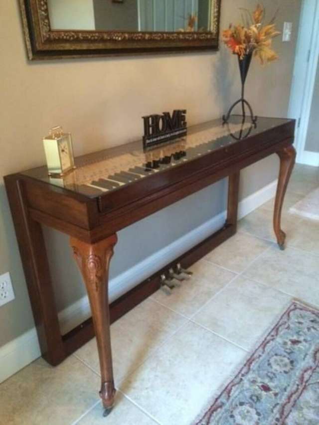 Старі піаніно перетворили у стильні меблі: ідеї для декору - фото 363389