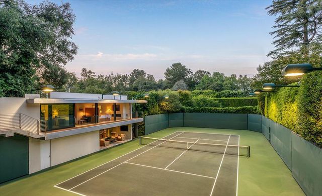 Будинок Дженніфер Еністон і Бреда Пітта продається за шалену суму: розкішні фото - фото 363540