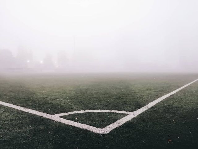 Київ у тумані: добірка приголомшливих фото смогу над столицею - фото 363678