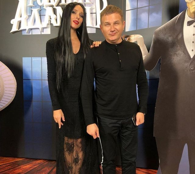 Тільки не це: Катя Осадча стала брюнеткою - фото 363694