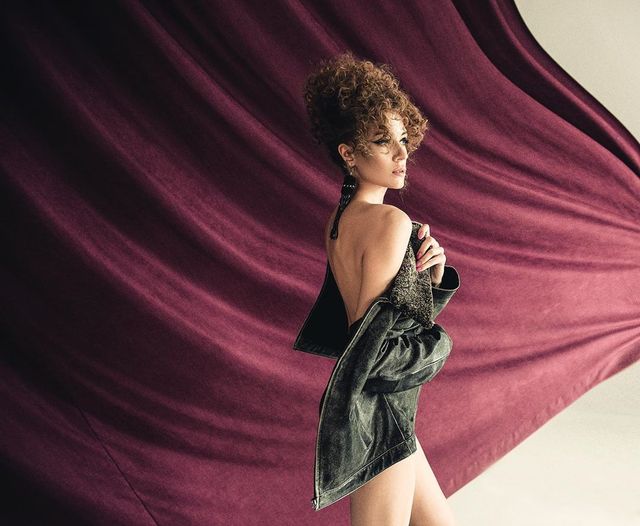 Анастасія Субота – Міс Україна Всесвіт 2019: біографія і звабливі фото рудоволосої красуні - фото 363714