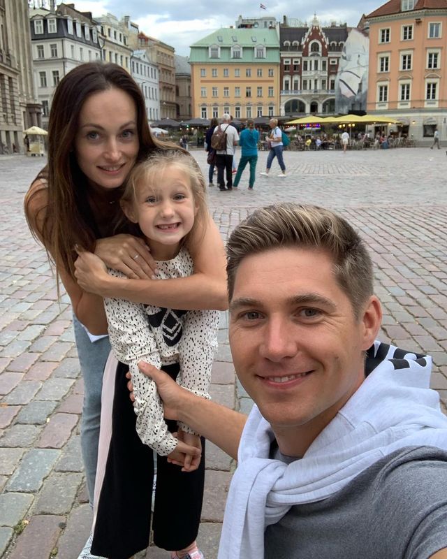 Володимир Остапчук розлучається з дружиною після 12 років шлюбу - фото 363746