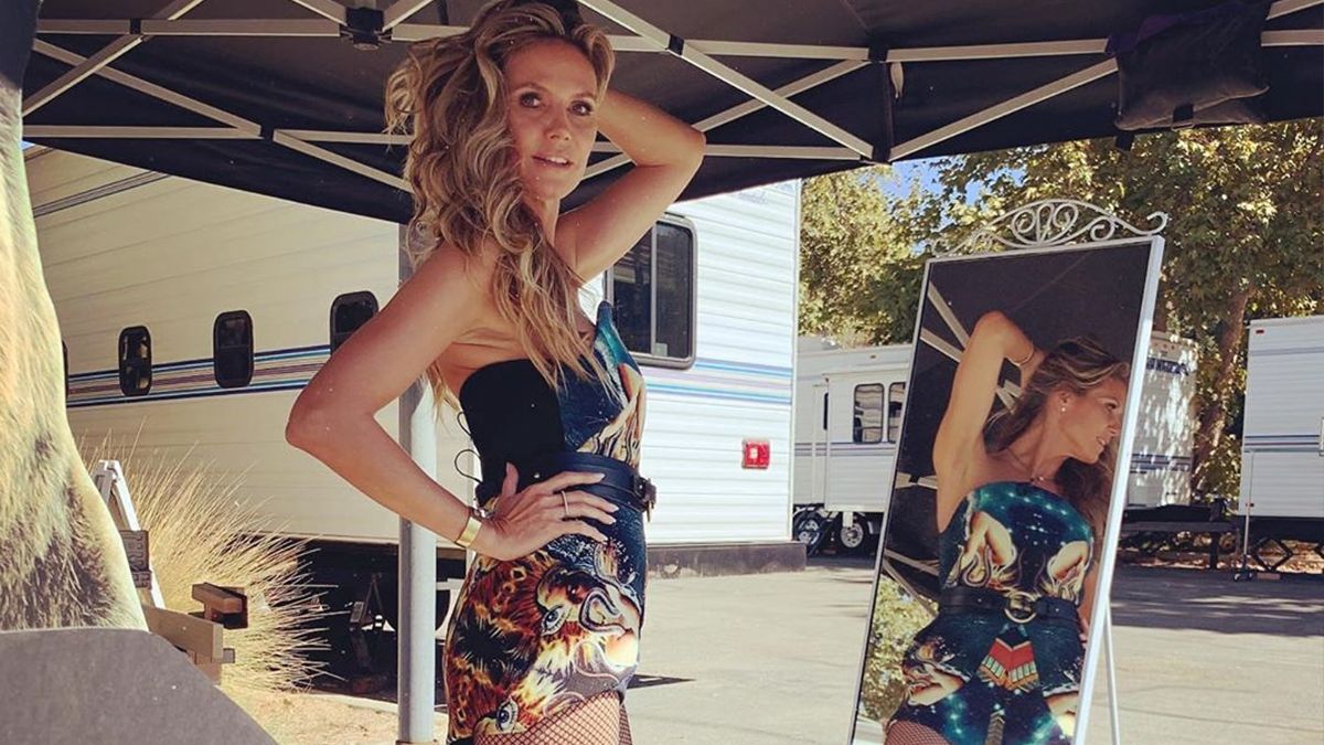 Хайді Клум здивувала фанатів надто відвертим декольте: пікантне відео