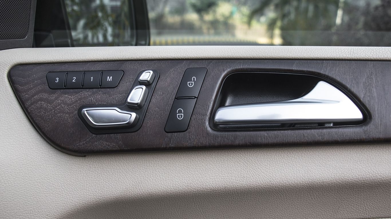 Не працюють склопідіймачі в авто: що варто зробити