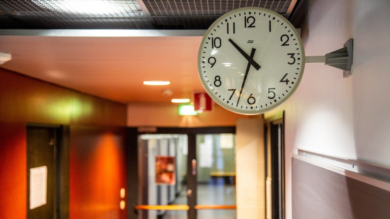 Головні секрети адаптації до переходу на зимовий час